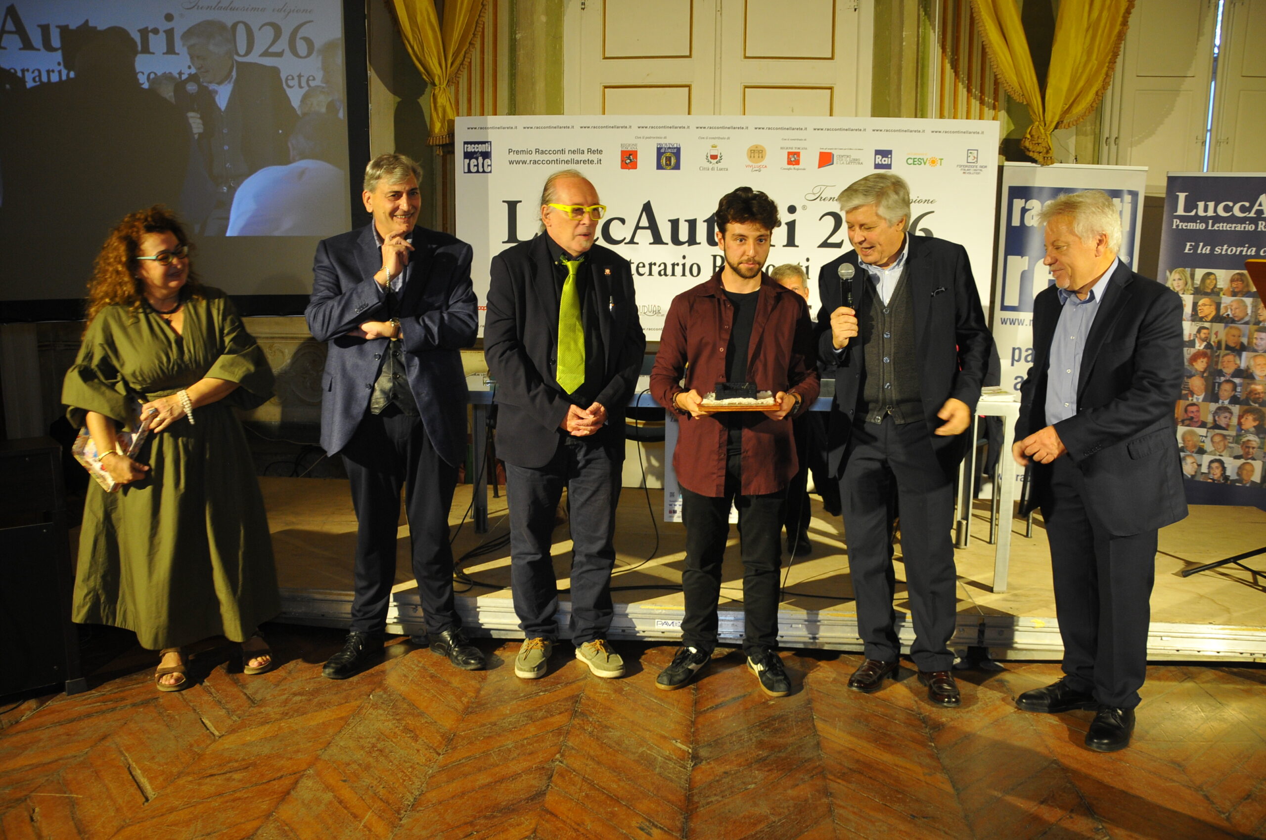 Laura Lapis, Dino Aloi, Alessandro Prevosto, Fabio Altadonna, Marco De Angelis e Demetrio Brandi alla consegna del Premio Buduàr